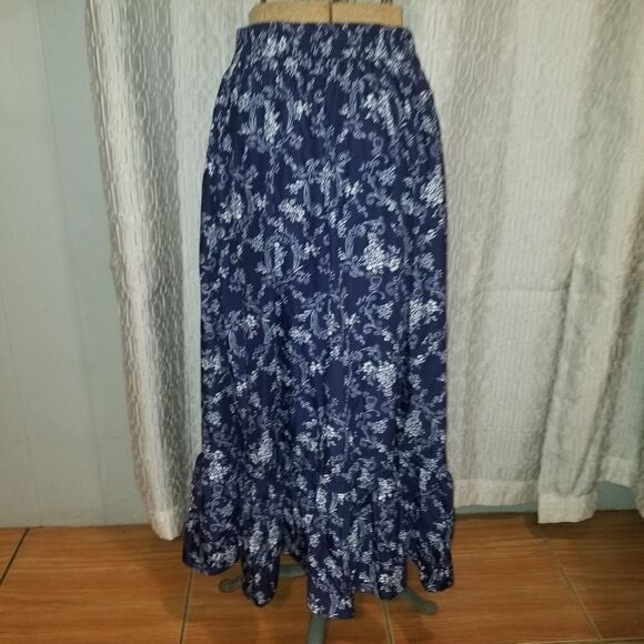 Scarlet Darkness Vintage High Waist Victorian Maxi Skirt with Pockets Medium NWT - Picture 15 of 16